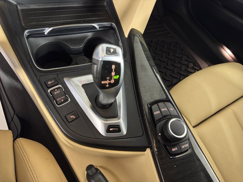 Used 2017 BMW 330e image 25