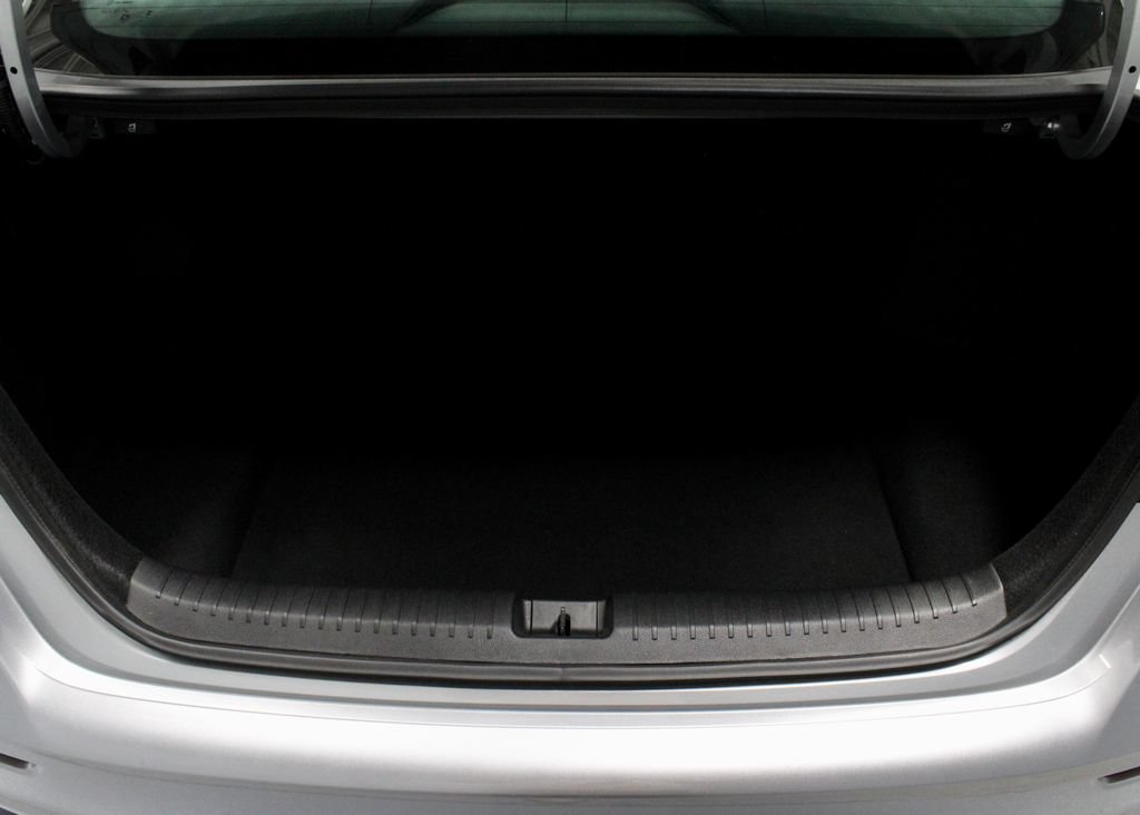 Used 2025 Honda Accord Sport image 13
