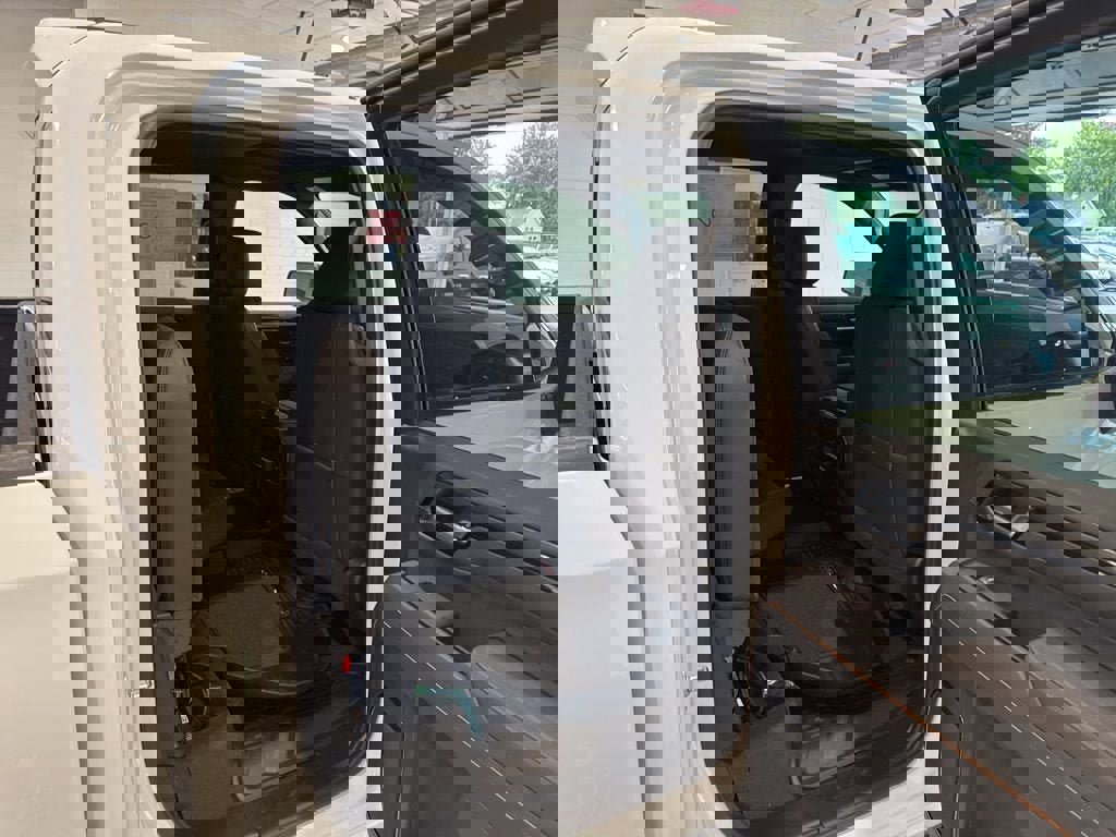 New 2026 GMC Sierra 1500 AT4 w/ AT4 Premium Package image 16