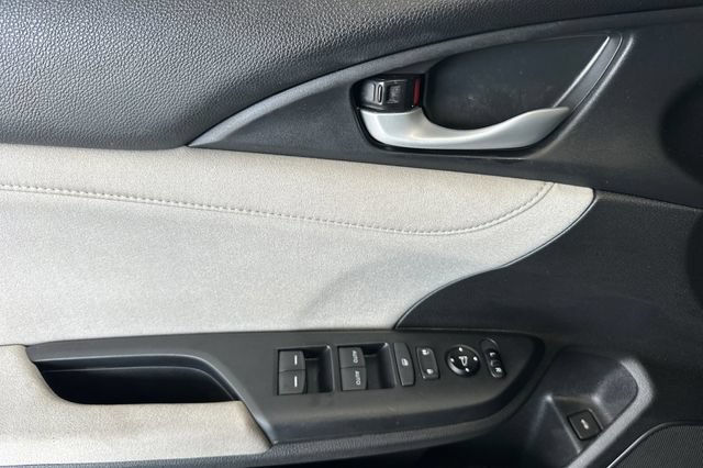 Used 2020 Honda Insight EX image 12