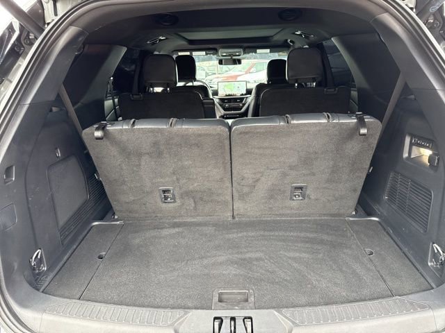 Used 2025 Ford Explorer ST image 19