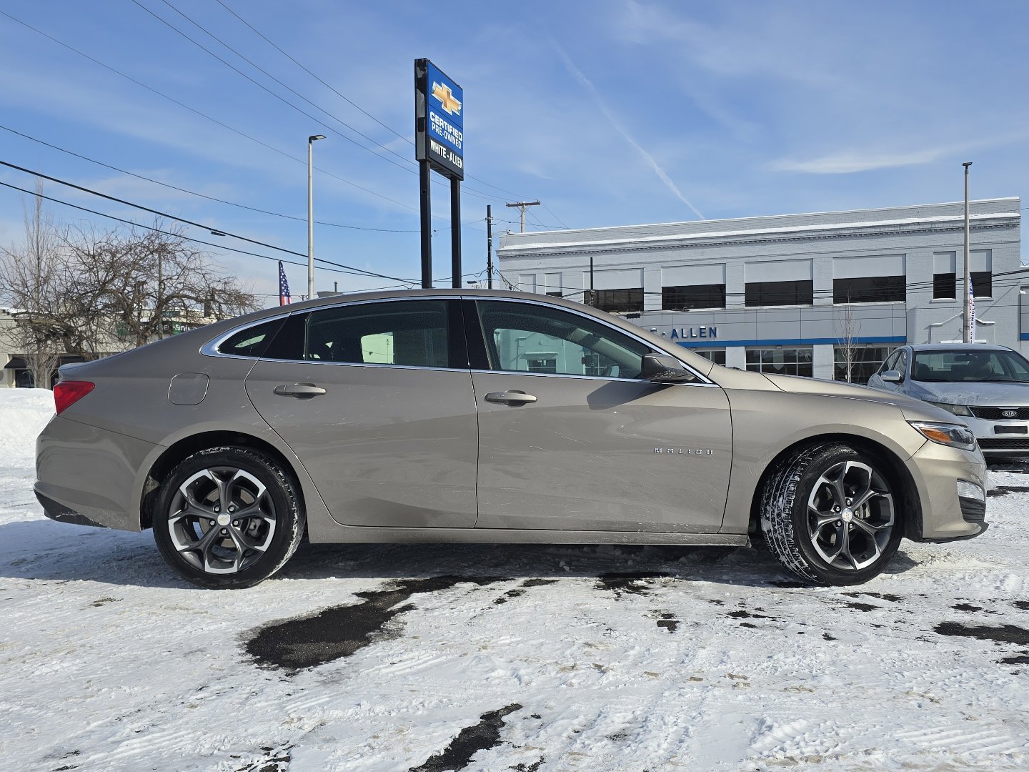 Used 2024 Chevrolet Malibu LT image 21