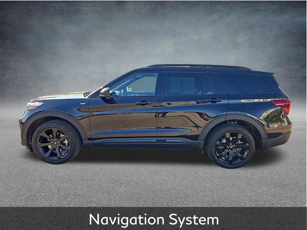 Used 2024 Ford Explorer ST-Line w/ Class IV Trailer Tow Package AWD/4WD image 2