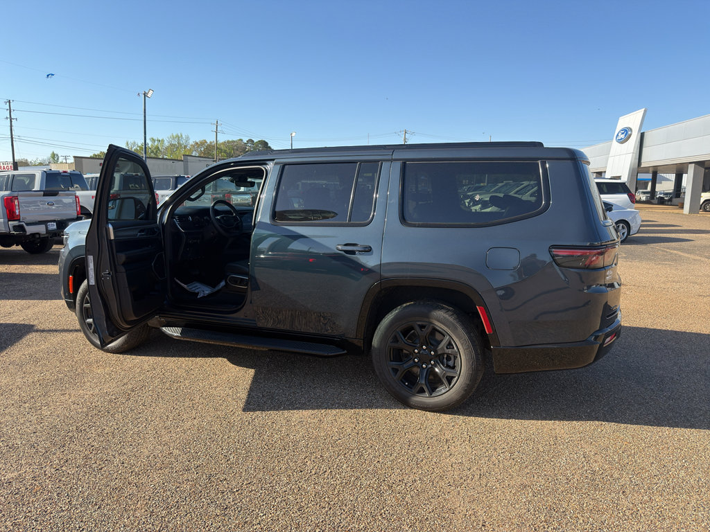 Used 2023 Jeep Wagoneer Series II image 20