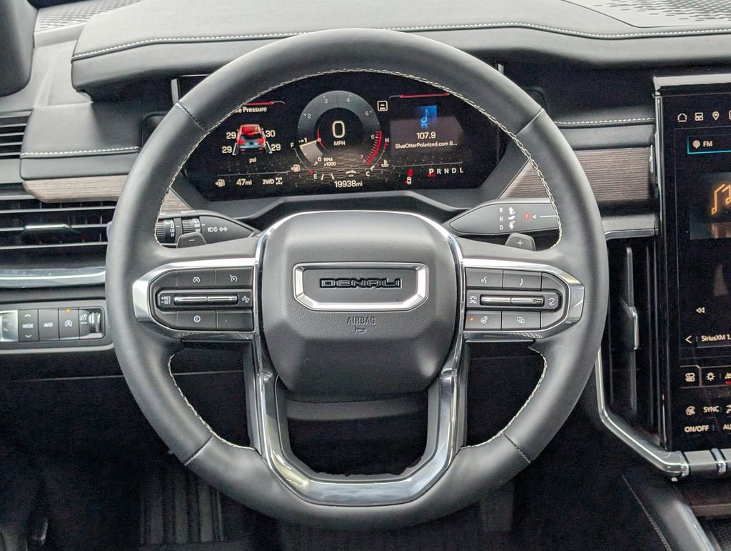 Used 2024 GMC Acadia Denali image 16