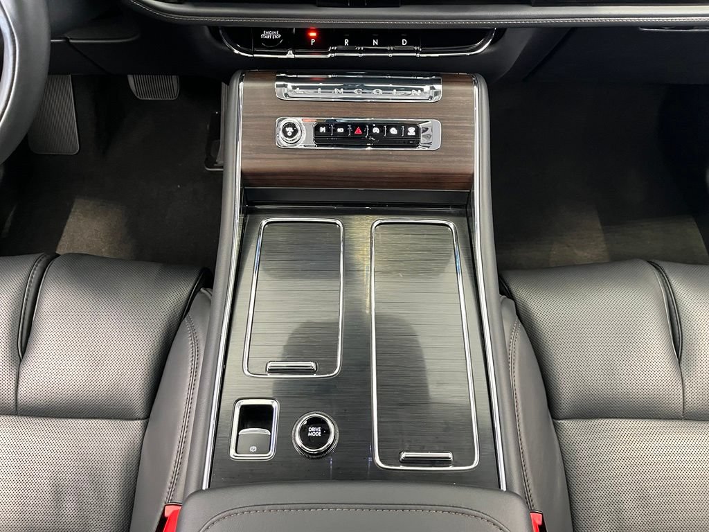 Used 2026 Lincoln Aviator Reserve AWD/4WD image 38