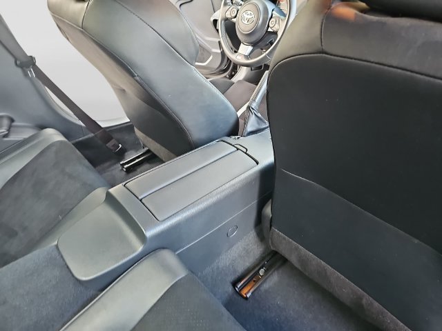 Used 2025 Toyota GR86 Premium RWD image 13