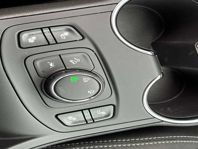 Used 2023 GMC Terrain SLE w/ Driver Convenience Package AWD/4WD image 25
