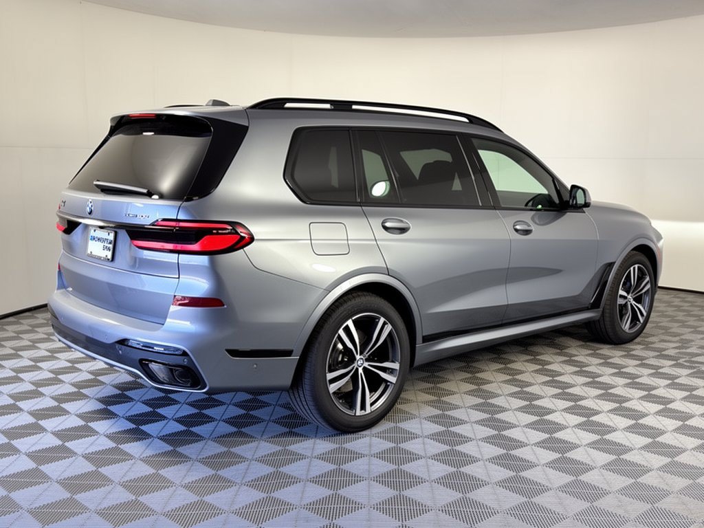 New 2027 BMW X7 xDrive40i w/ M Sport Package AWD/4WD image 9