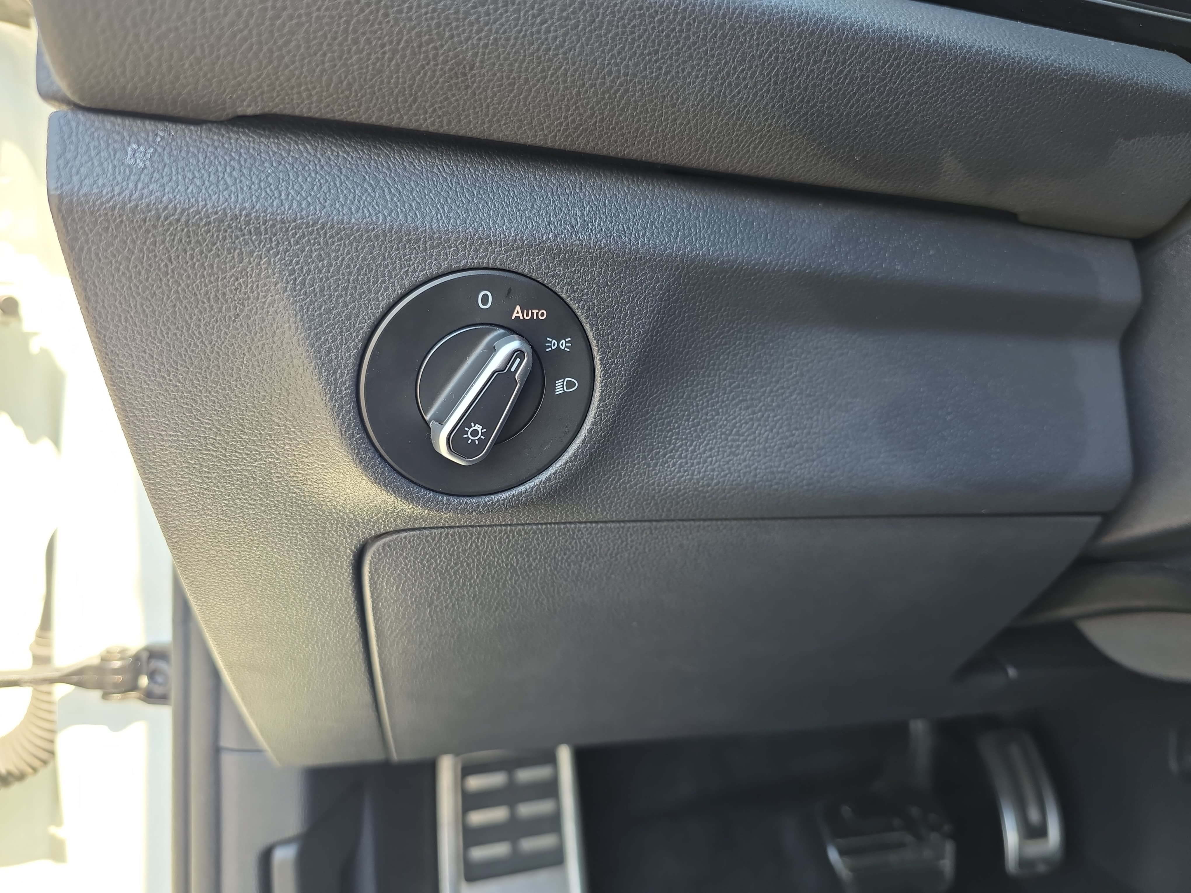 Used 2025 Volkswagen Jetta Sport FWD image 23