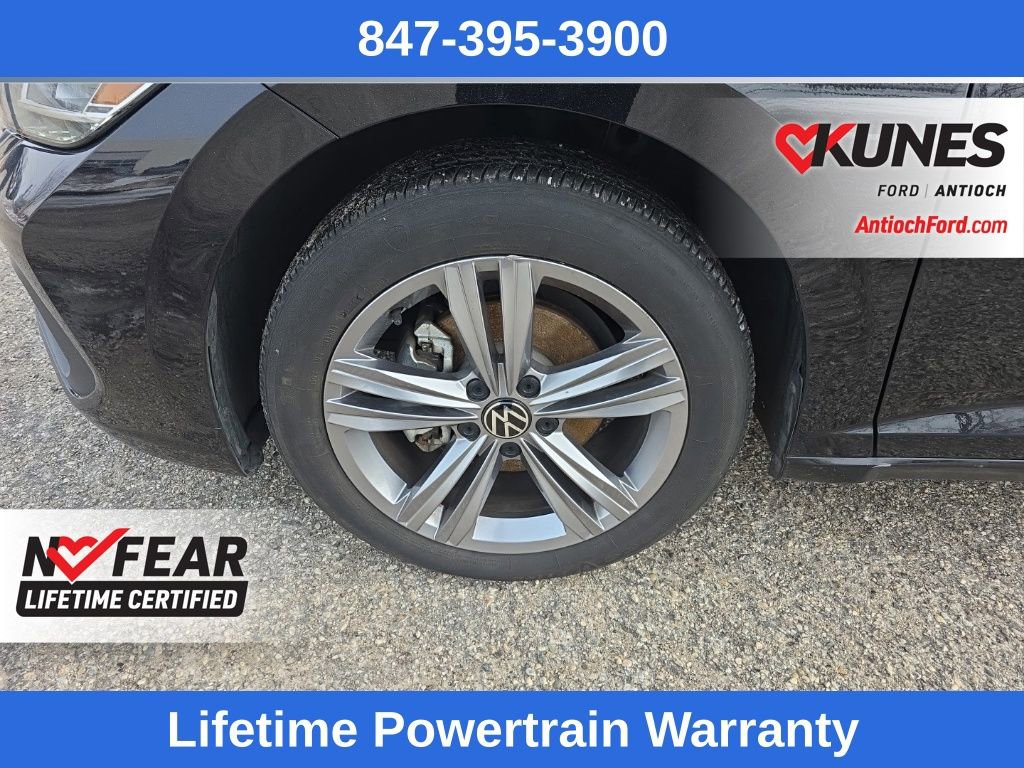 Used 2024 Volkswagen Jetta SE image 10