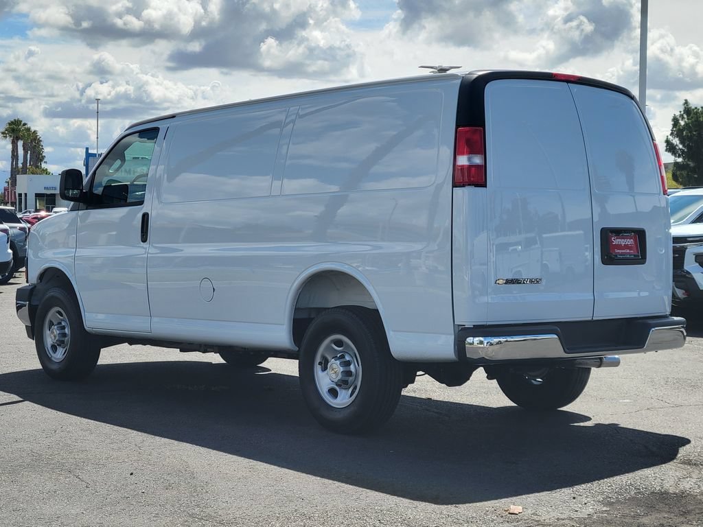 New 2026 Chevrolet Express 2500 w/ Communications Package RWD image 2