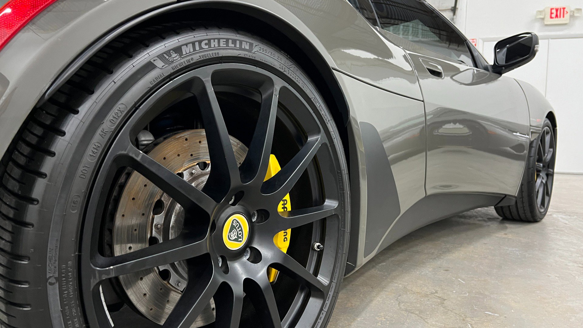 Used 2021 Lotus Evora image 7