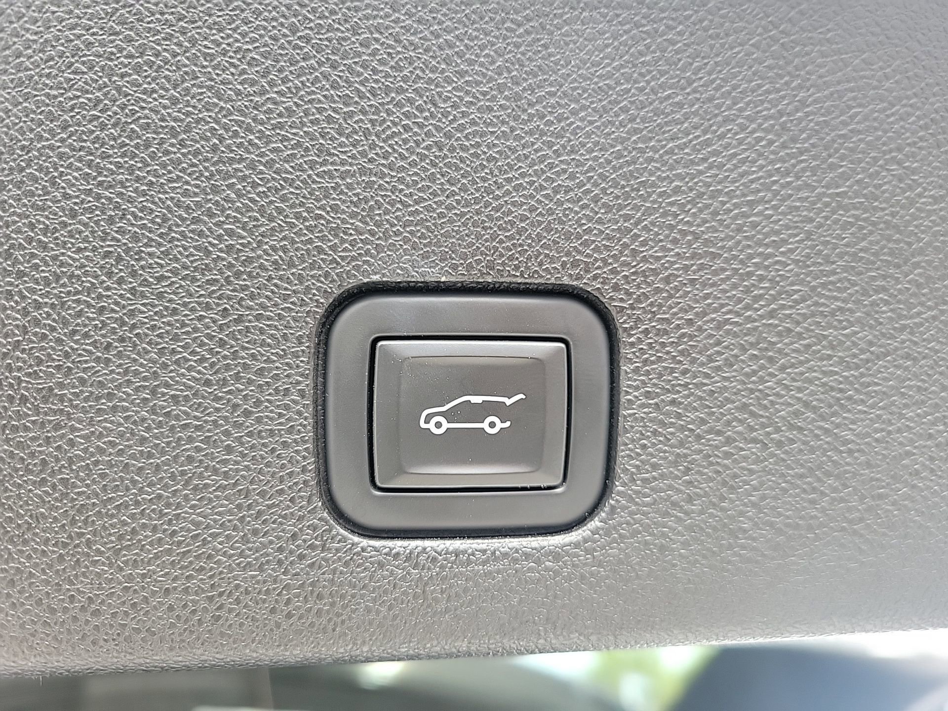 Used 2022 Cadillac XT6 Premium Luxury image 20