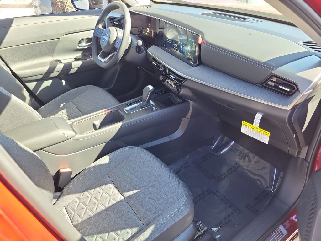 New 2026 Nissan Kicks SV w/ Illumination Package FWD image 11