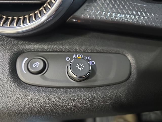 New 2026 Chevrolet Trax ACTIV image 25