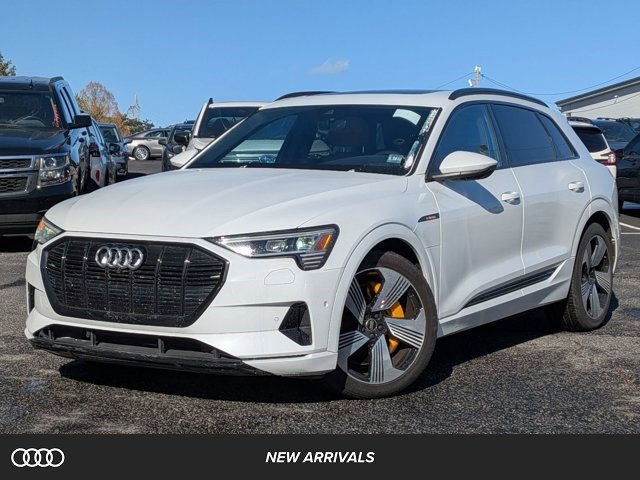 Used 2022 Audi e-tron Premium Plus w/ Premium Plus Package