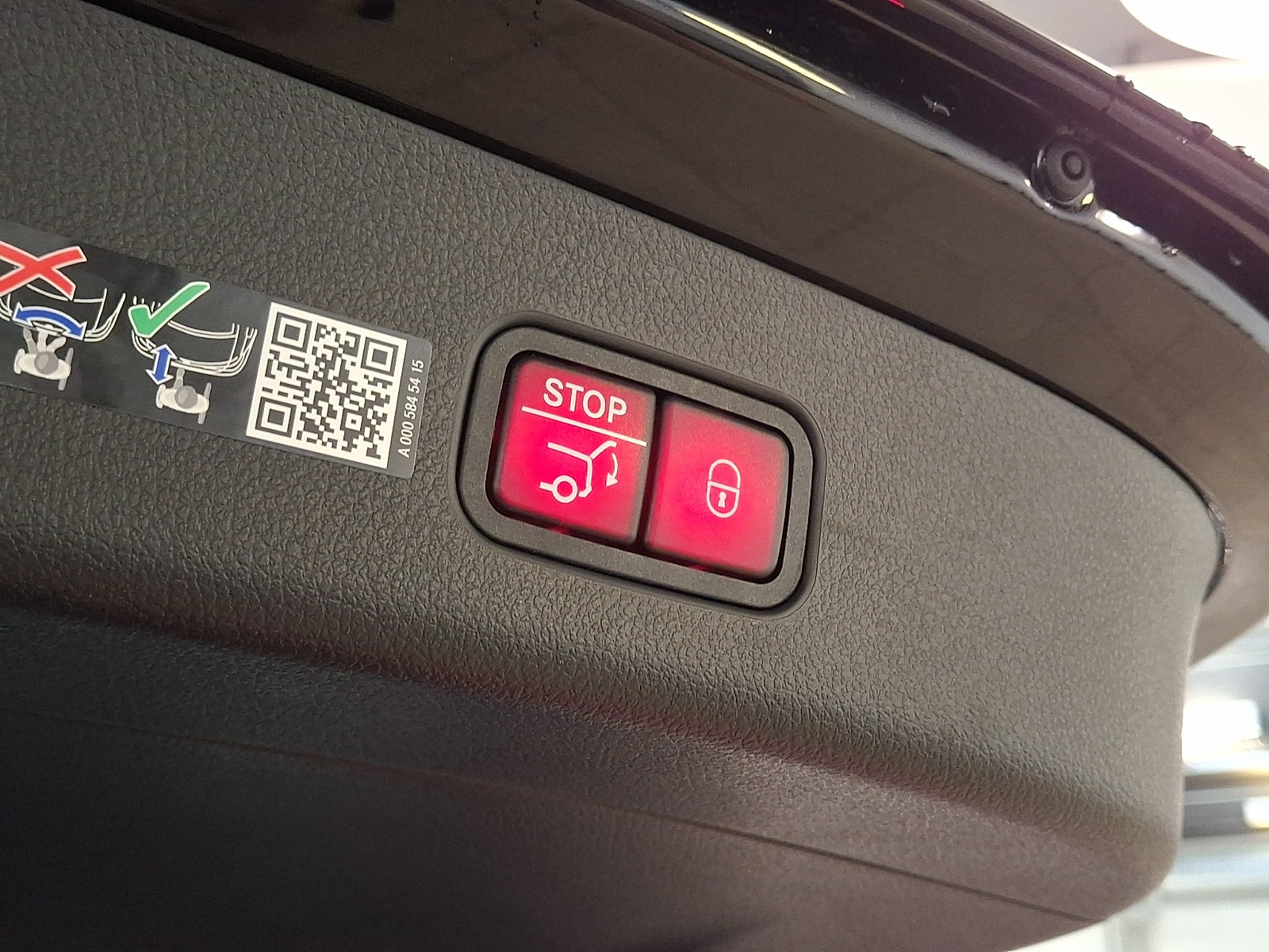 Certified 2026 Mercedes-Benz GLC 300 4MATIC image 27