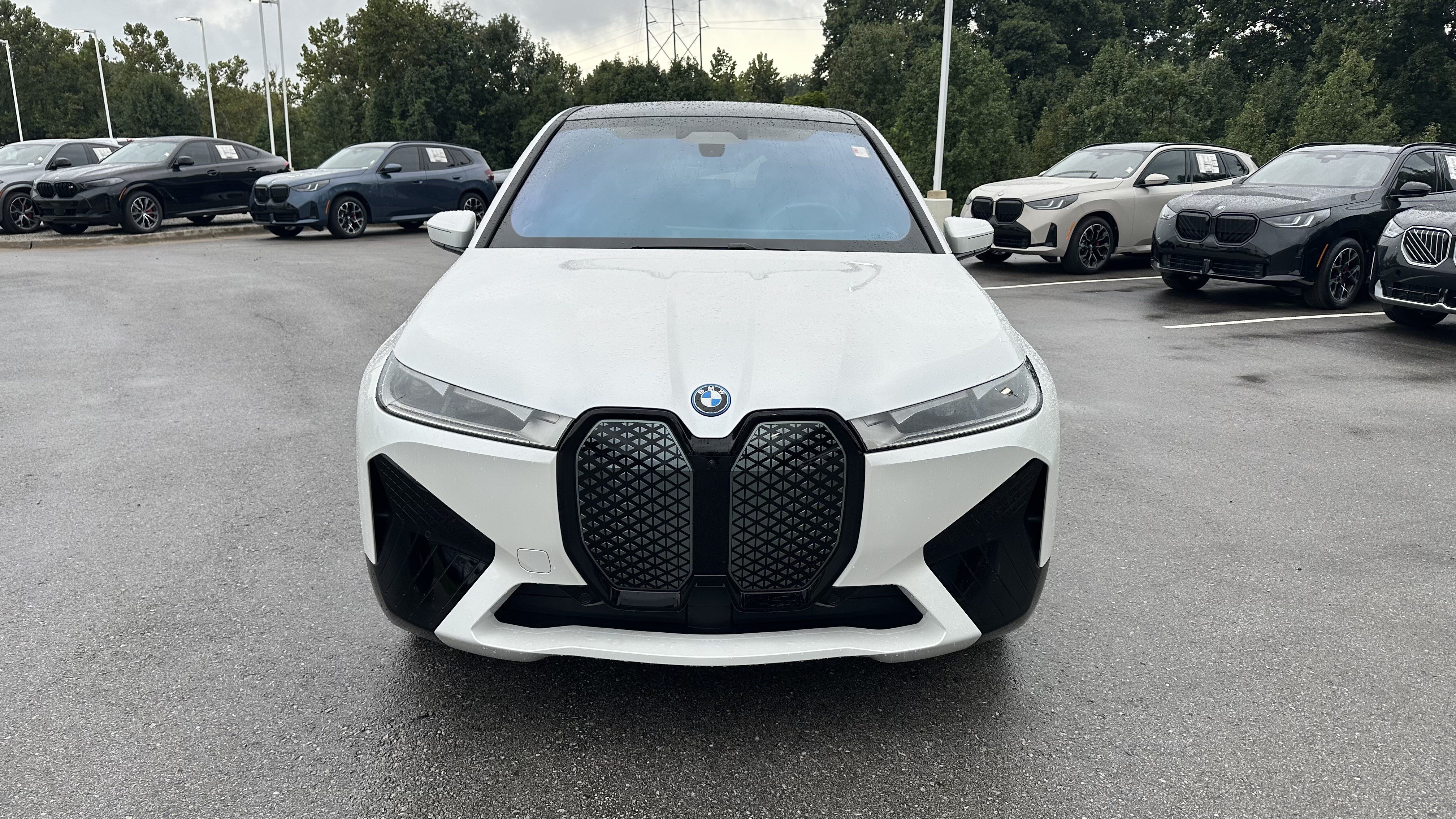 Certified 2024 BMW iX xDrive50 w/ Sport Package AWD/4WD image 3