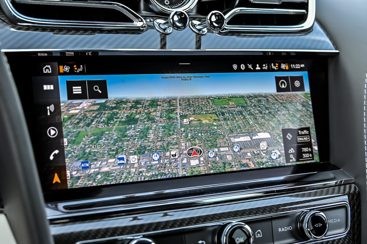 Used 2022 Bentley Bentayga AWD/4WD image 36