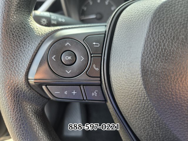 Used 2025 Toyota Corolla LE FWD image 26