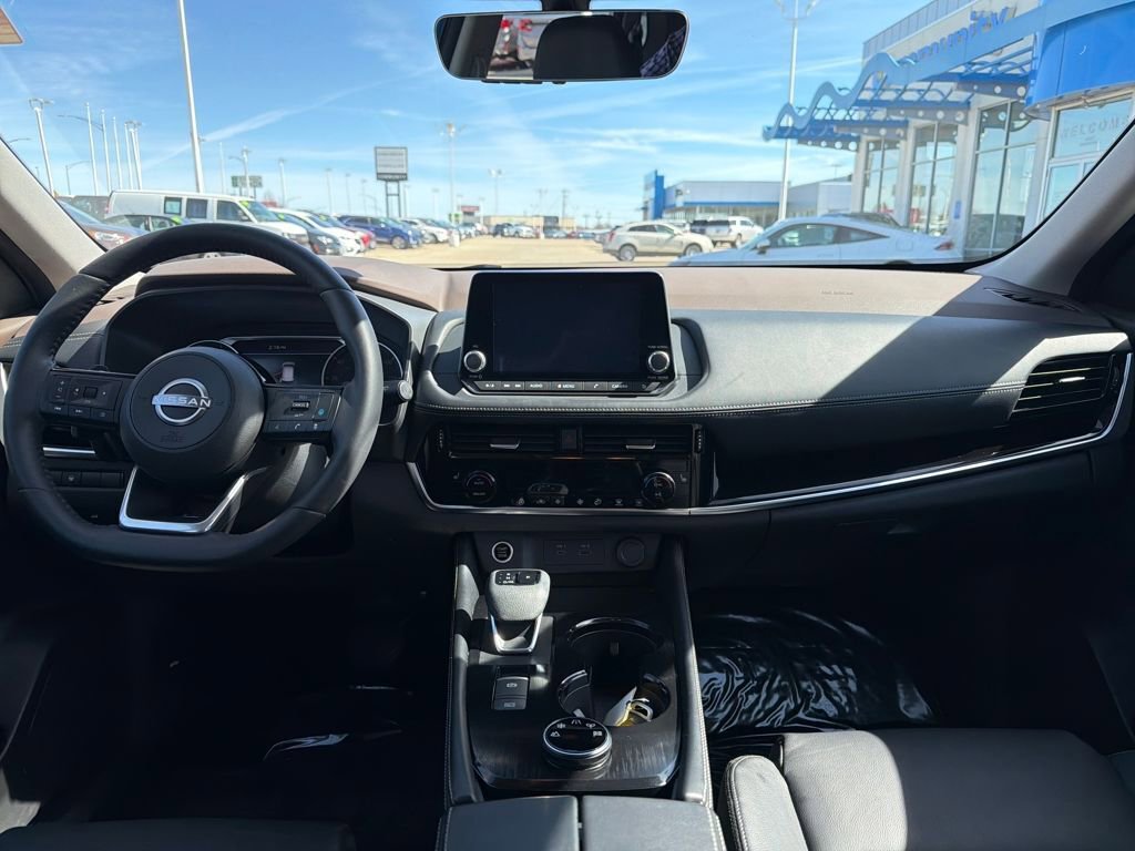 Used 2023 Nissan Rogue SL image 14