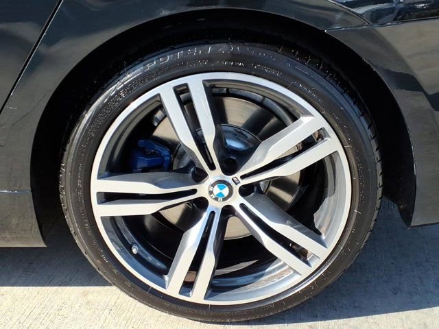 Used 2017 BMW 750i image 24