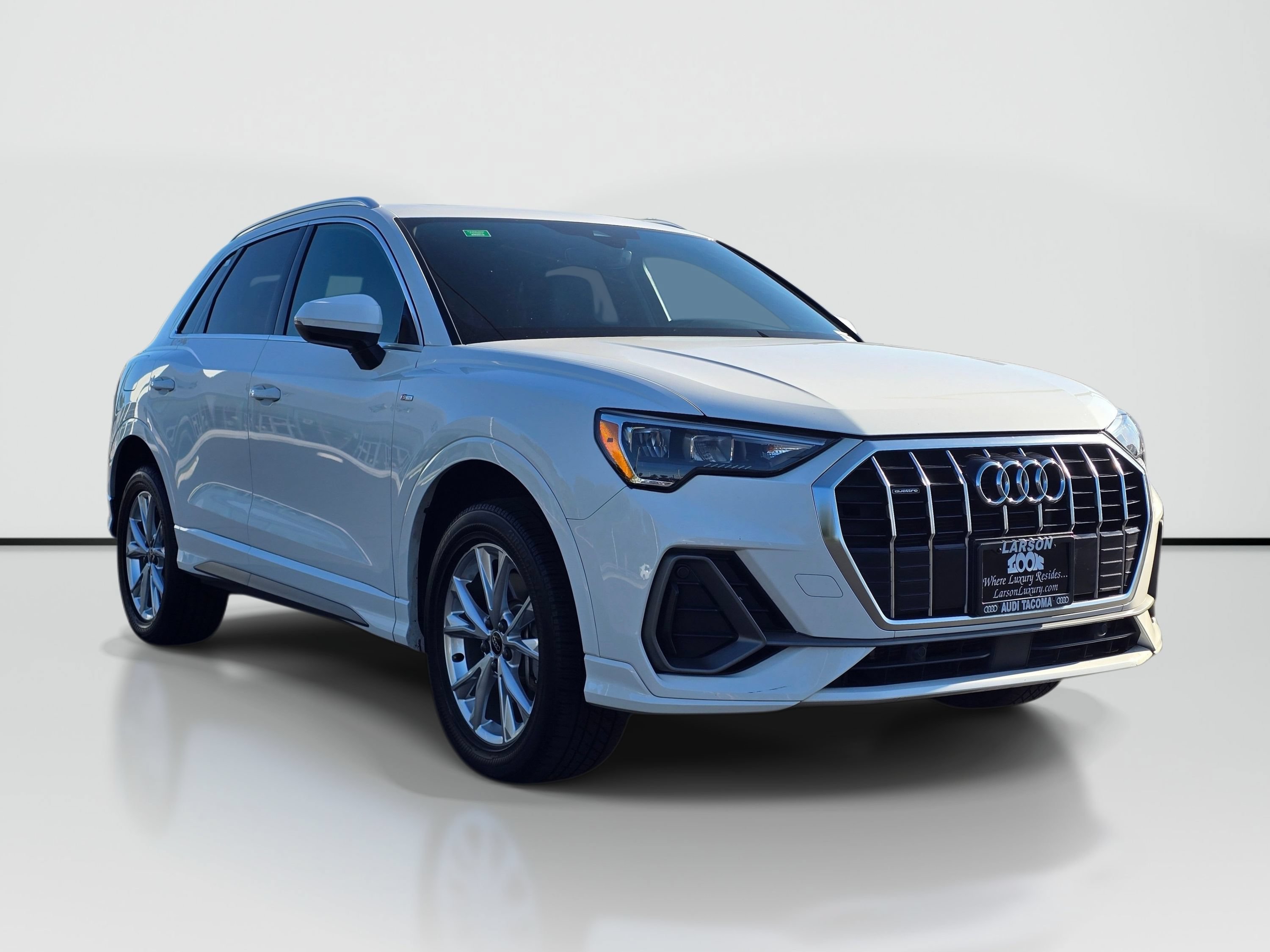 Used 2022 Audi Q3 2.0T Premium w/ Convenience Package AWD/4WD image 7