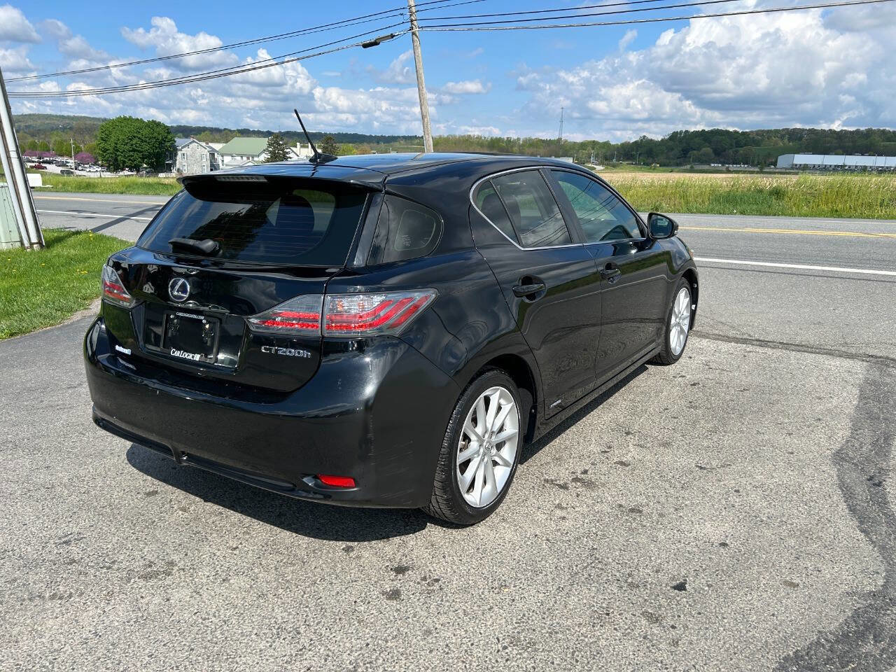 Used 2013 Lexus CT 200h FWD image 11