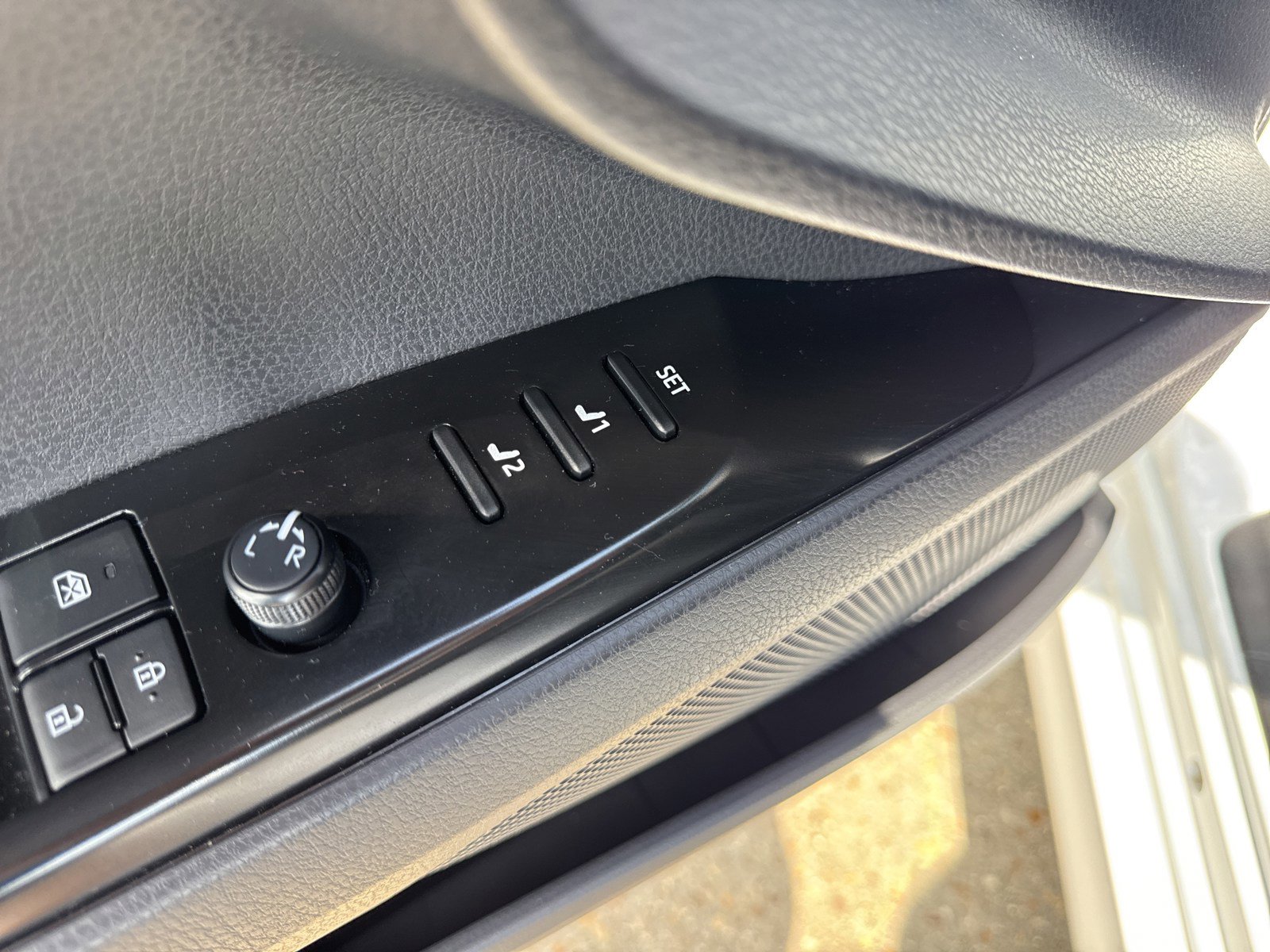 Used 2026 Toyota Camry XLE w/ Premium Plus Package image 13