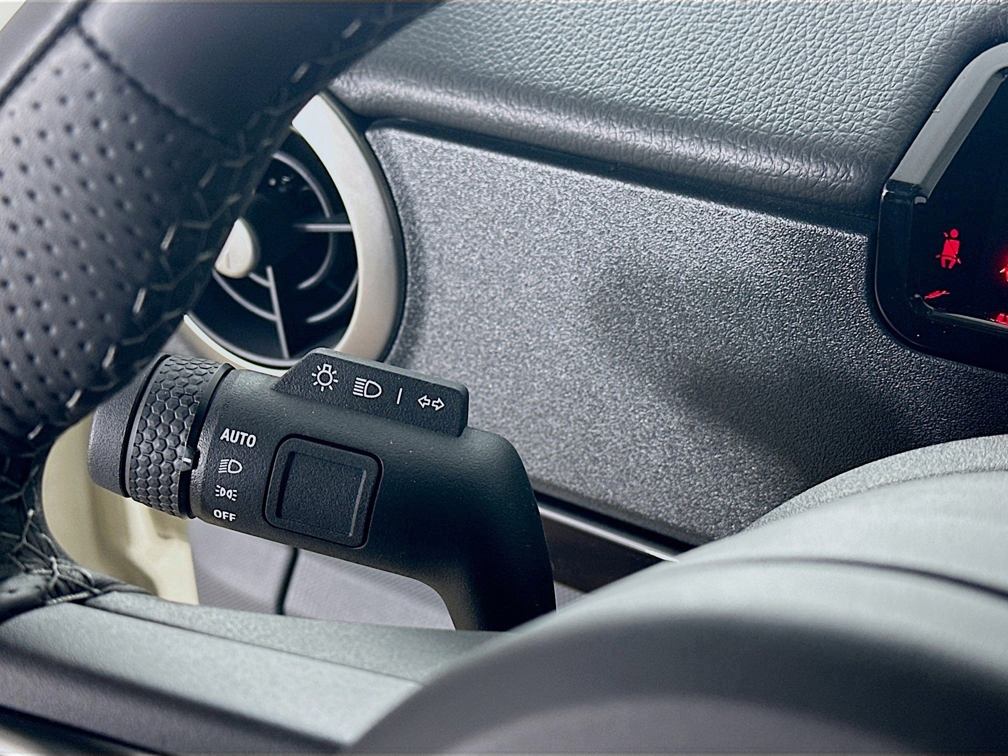 New 2025 INEOS Grenadier Fieldmaster Edition image 21