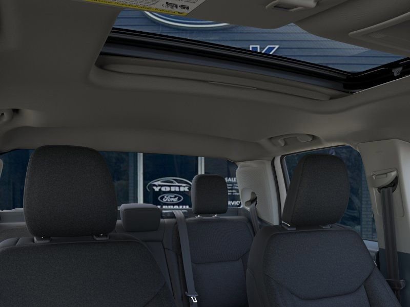 New 2025 Ford Maverick XLT w/ XLT Luxury Package image 12