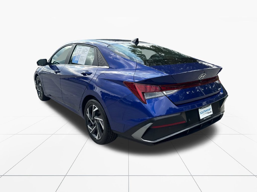 Used 2024 Hyundai Elantra Limited FWD image 6