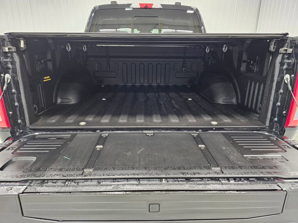 Used 2022 Ford F150 Platinum w/ Equipment Group 701A High image 17