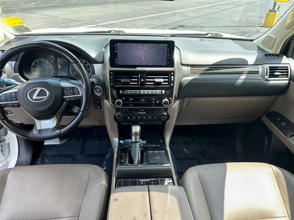 Used 2022 Lexus GX 460 Luxury w/ Sport Design Package AWD/4WD image 13