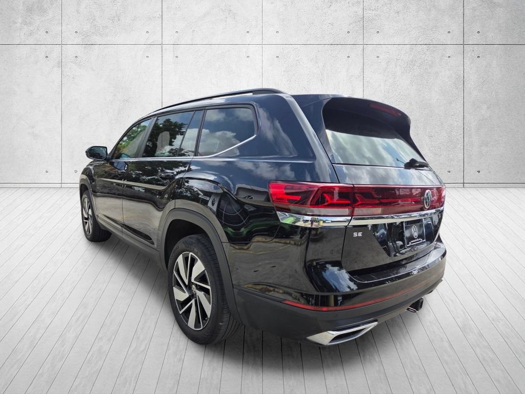 Used 2026 Volkswagen Atlas SE AWD/4WD image 3