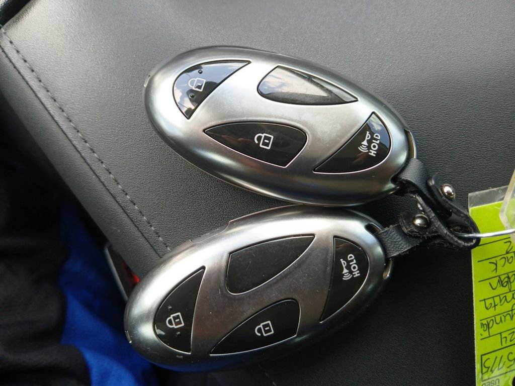 Used 2024 Hyundai Sonata SEL FWD image 8