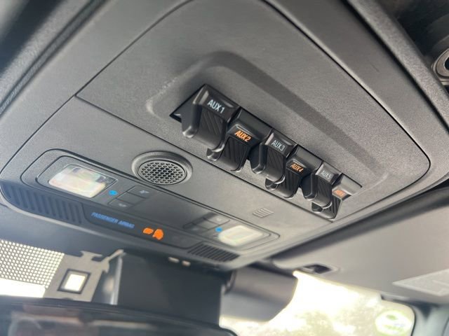 New 2025 Ford Bronco Big Bend w/ Matte Film Protection Package image 33