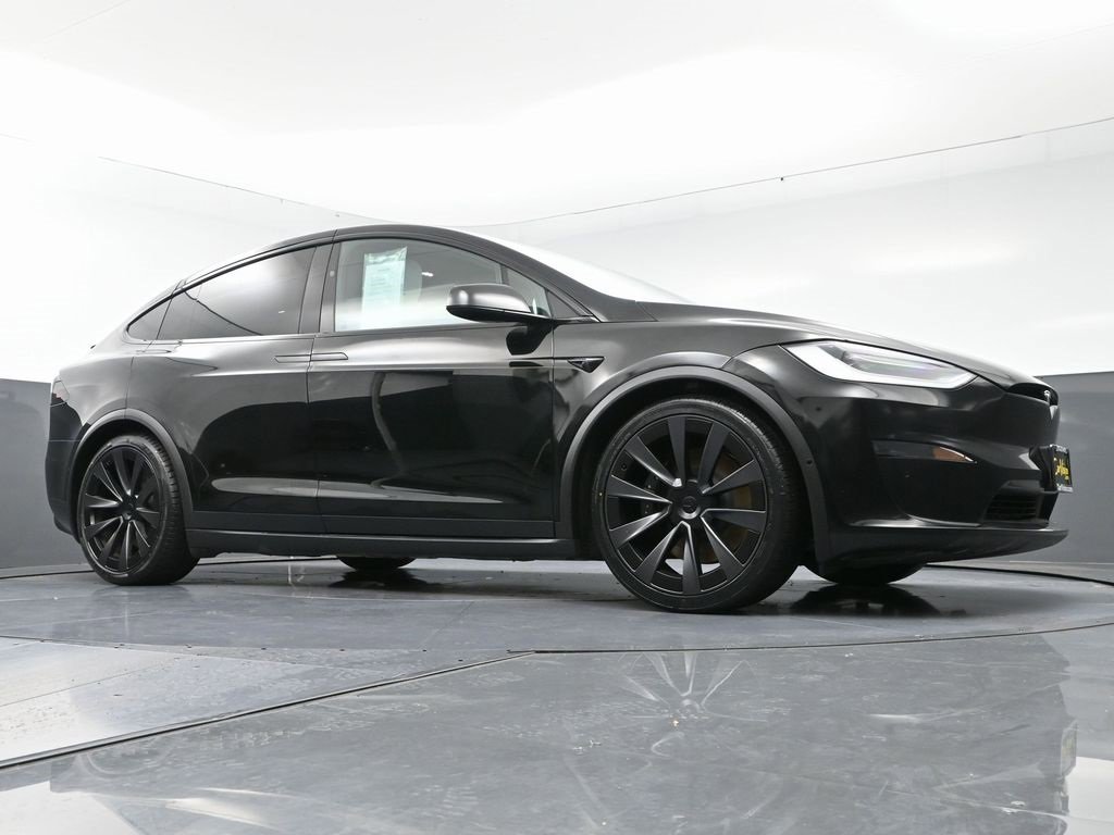 Used 2022 Tesla Model X Plaid image 57