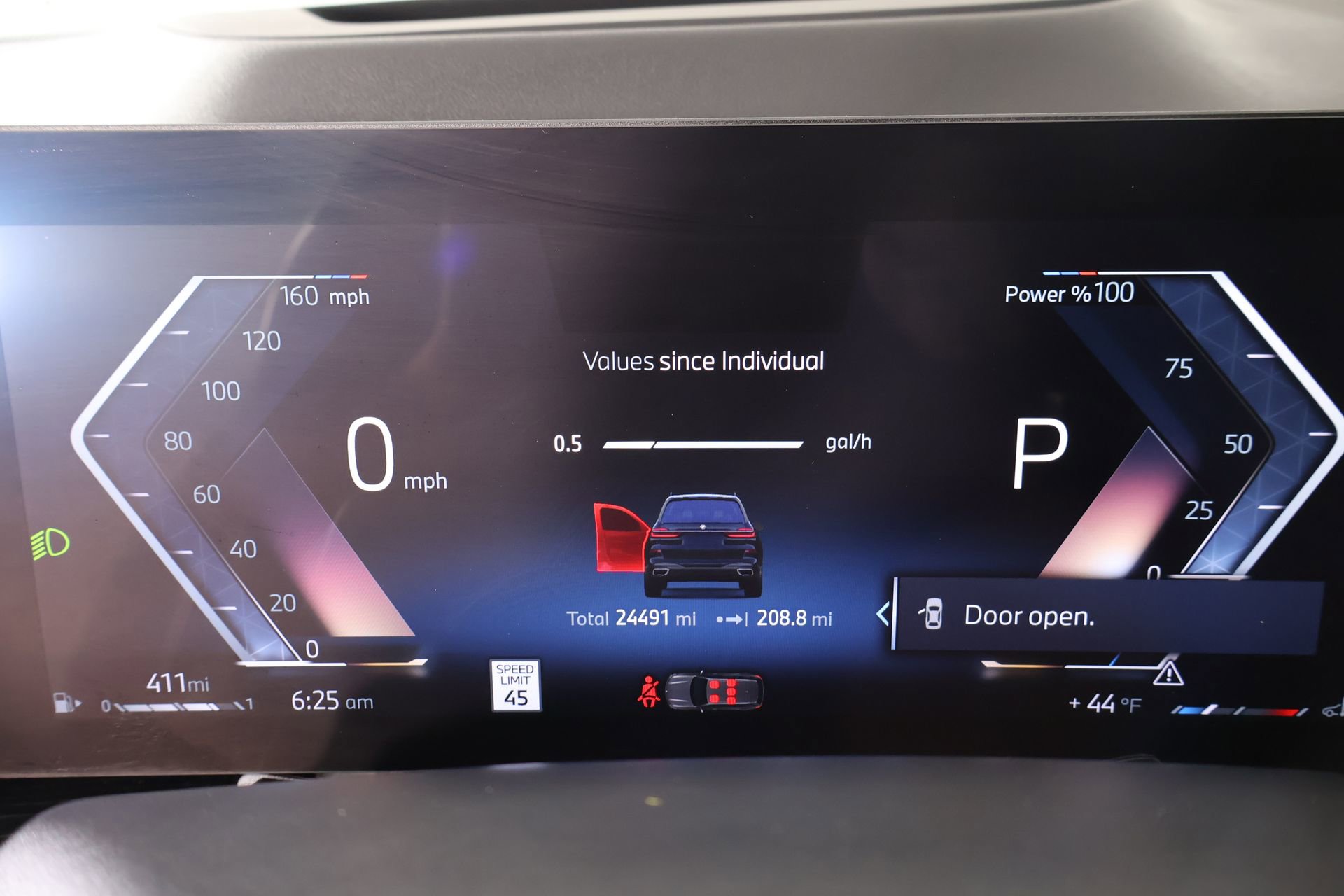 Used 2025 BMW X7 xDrive40i image 4