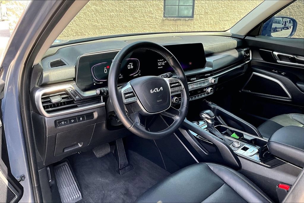 Used 2023 Kia Telluride S AWD/4WD image 12