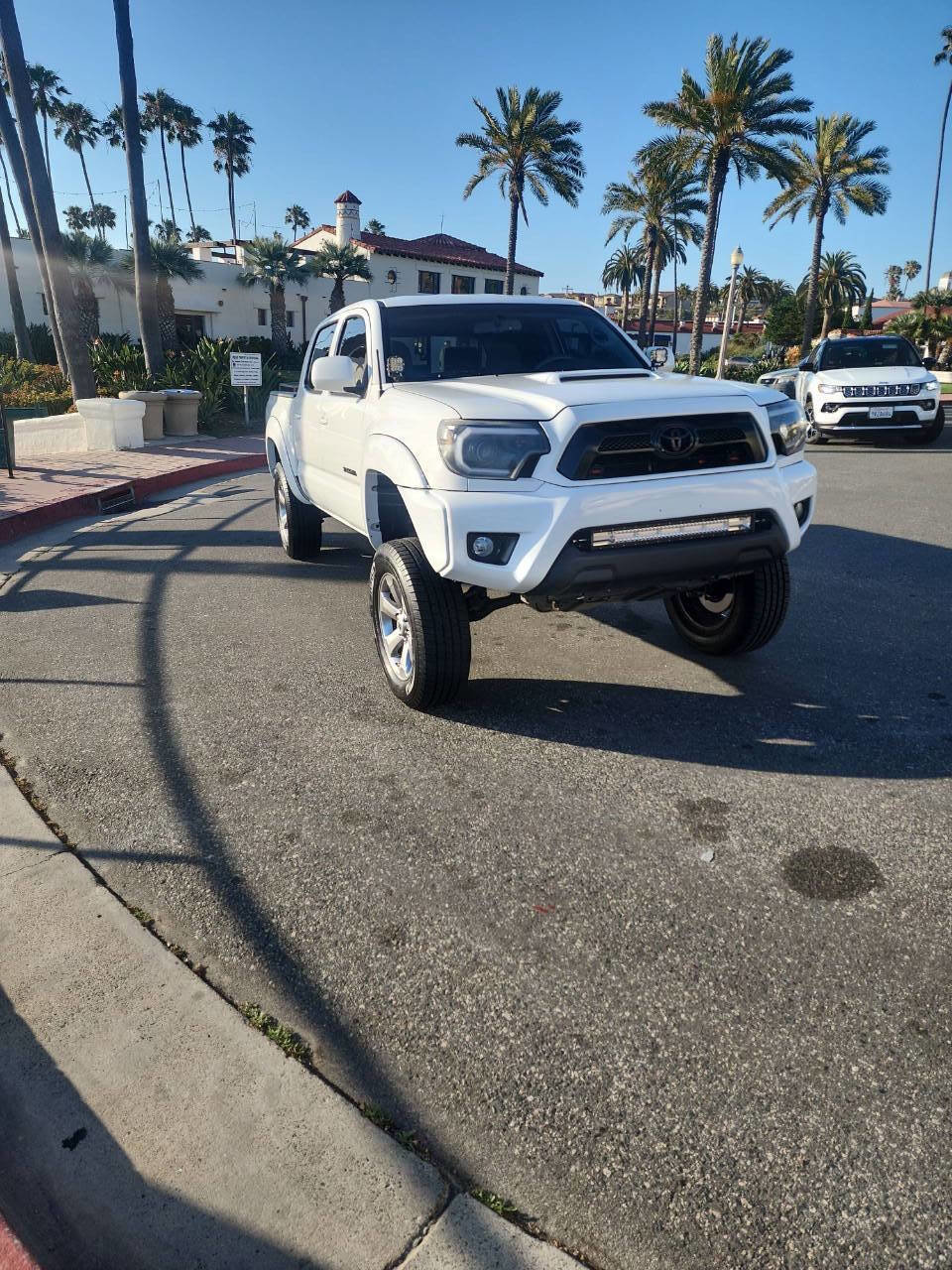 Used 2010 Toyota Tacoma PreRunner RWD image 3