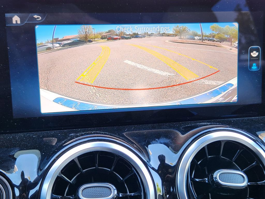 Used 2025 Mercedes-Benz GLA 250 4MATIC image 19