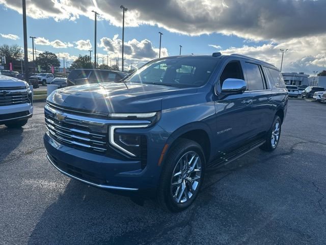 New 2026 Chevrolet Suburban Premier w/ Sun And Tow Package image 7