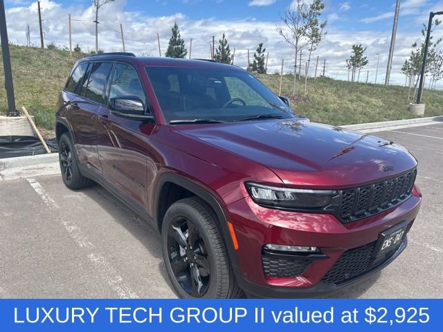 Certified 2024 Jeep Grand Cherokee Limited w/ Luxury Tech Group II AWD/4WD image 3