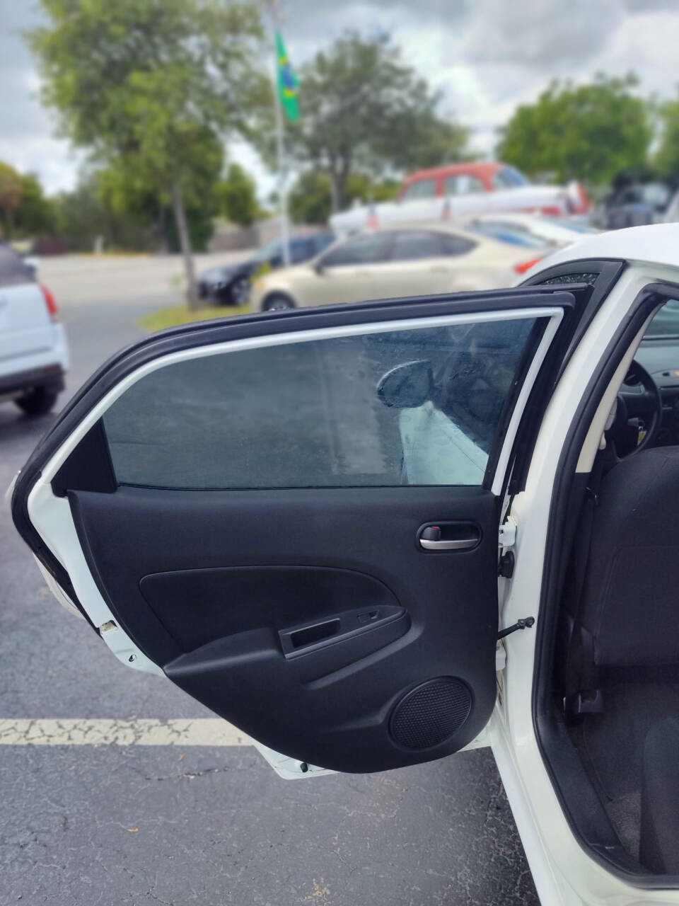 Used 2011 MAZDA MAZDA2 Sport image 17