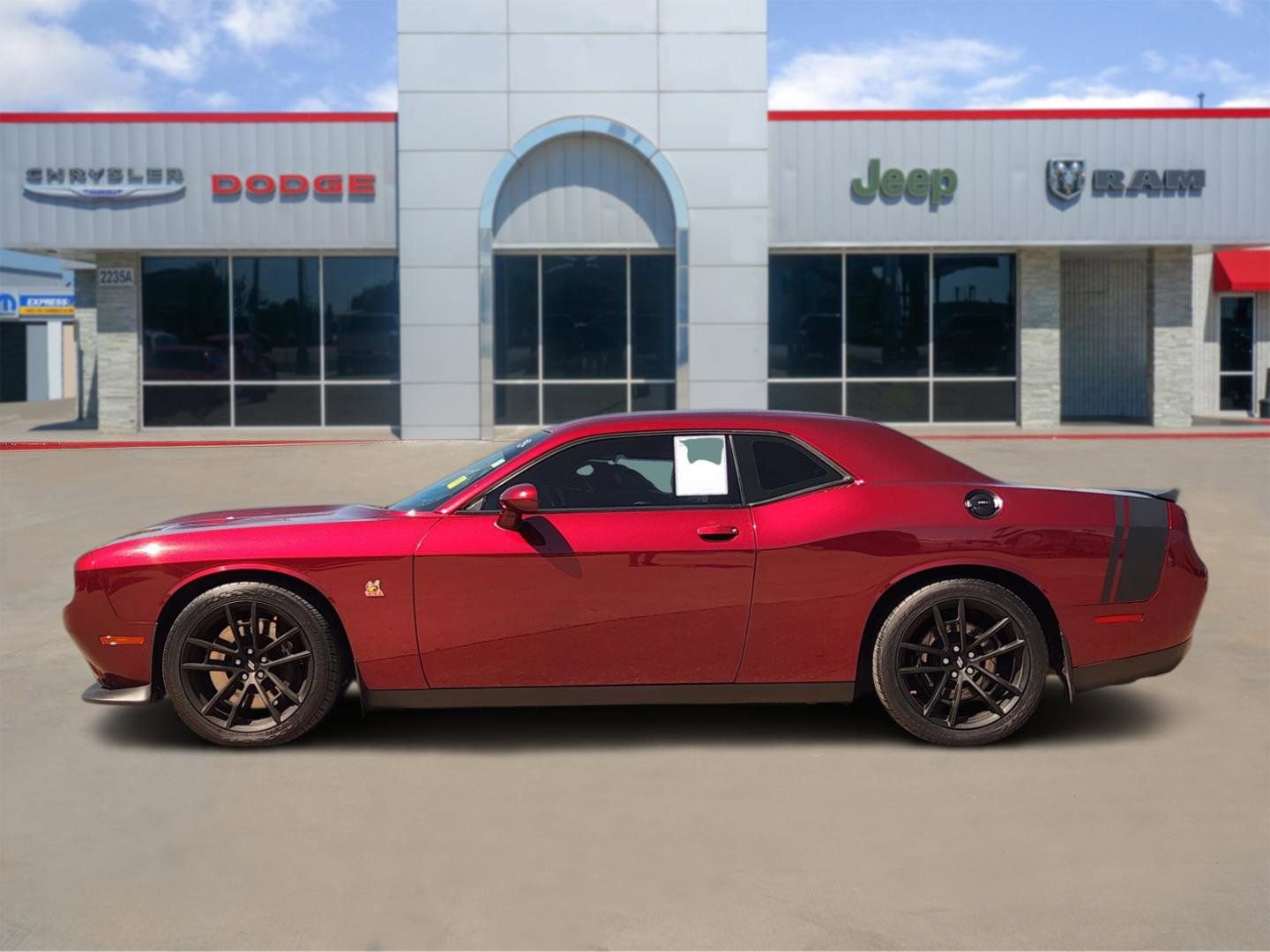 Used 2020 Dodge Challenger R/T Scat Pack w/ Dynamics Package RWD image 3