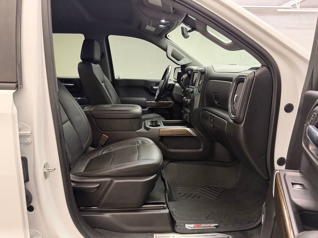 Used 2020 Chevrolet Silverado 1500 LT Trail Boss AWD/4WD image 24