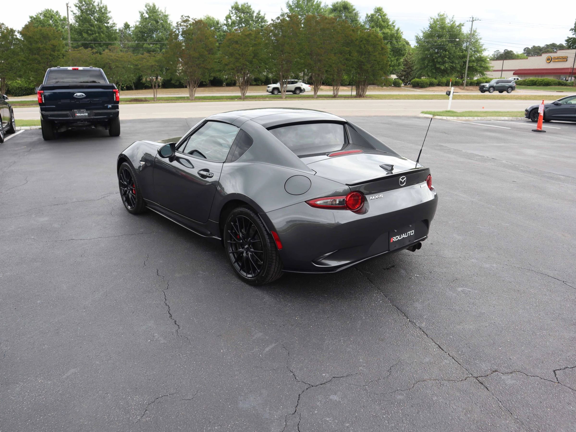 Used 2017 MAZDA MX-5 Miata RF Club w/ Brembo/BBS Package RWD image 7