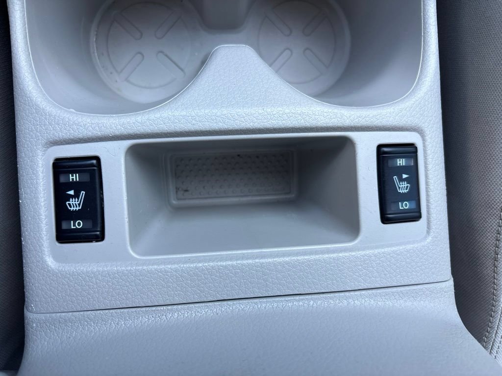 Used 2018 Nissan Rogue Sport SV w/ SV All-Weather Package AWD/4WD image 36